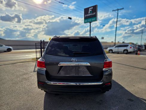 Used 2013 Toyota Highlander Limited image 5