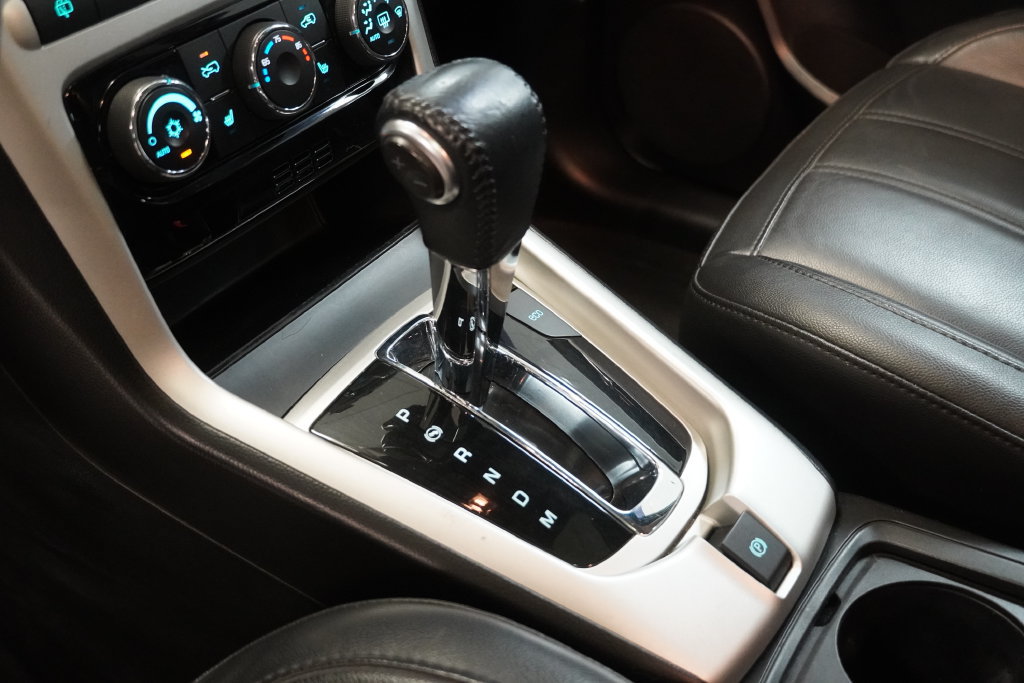 Used 2014 Chevrolet Captiva Sport LTZ FWD image 22