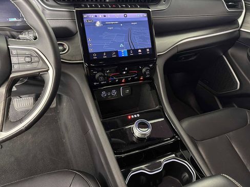 Used 2021 Jeep Grand Cherokee L Limited image 10