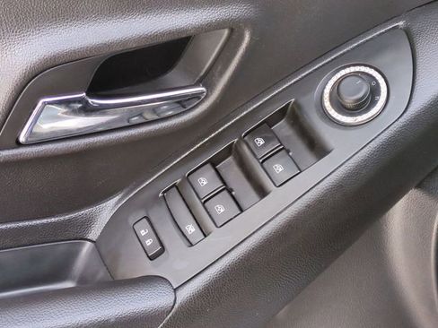 Certified 2019 Chevrolet Trax LT w/ LT Convenience Package image 22