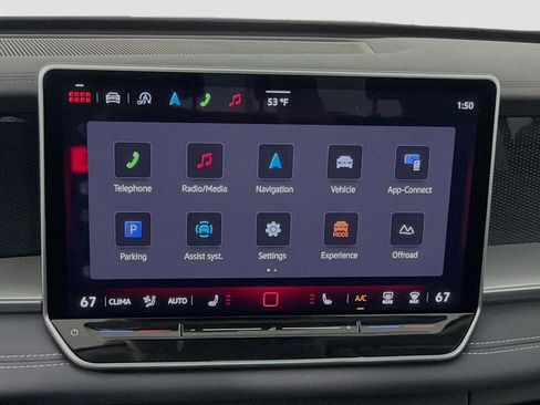 Used 2025 Volkswagen Tiguan SE image 15