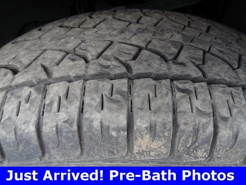 Certified 2022 Ford F150 XLT w/ Equipment Group 302A High image 17