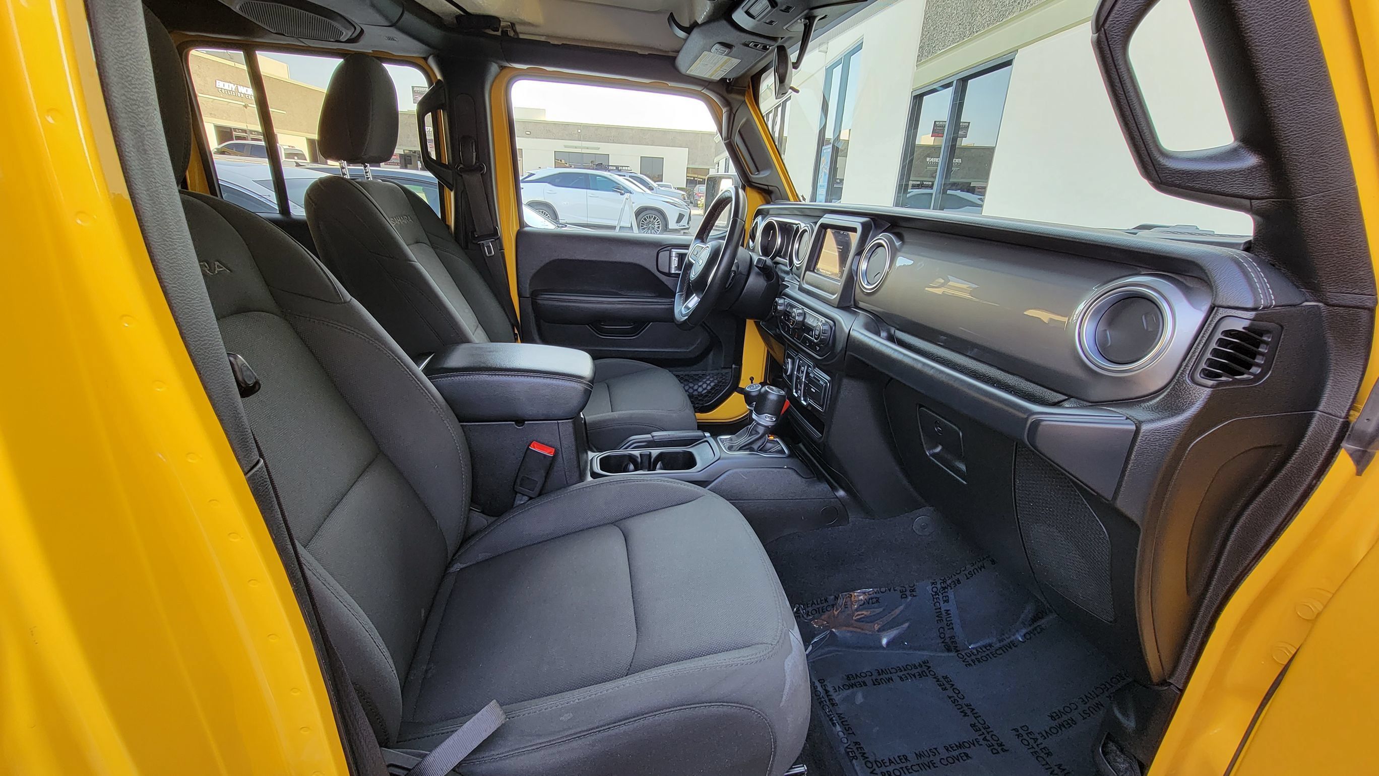 Used 2019 Jeep Wrangler Unlimited Sahara AWD/4WD image 40