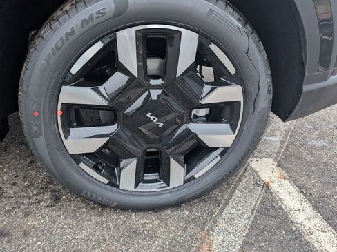 New 2027 Kia Telluride S image 24