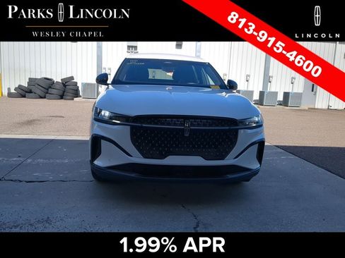 Used 2024 Lincoln Nautilus Premier w/ Jet Appearance Package AWD/4WD image 6
