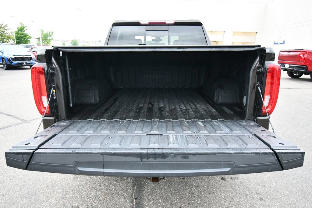 Used 2020 GMC Sierra 1500 SLT w/ SLT Premium Plus Package AWD/4WD image 8