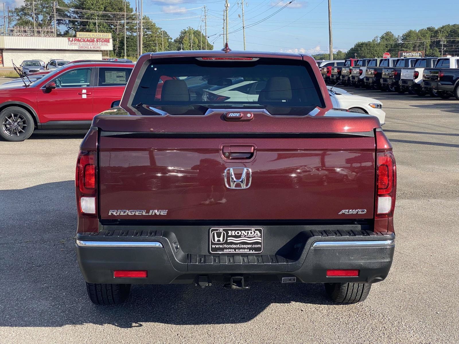 Used 2017 Honda Ridgeline RTL-T image 4