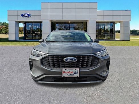 New 2026 Ford Escape Active w/ Active Premium Tech Pack FWD image 9
