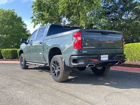 Used 2025 Chevrolet Silverado 1500 LT Trail Boss w/ LT Trail Boss Premium Package AWD/4WD image 8