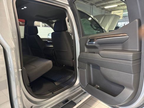 Used 2023 Chevrolet Silverado 1500 LT image 27