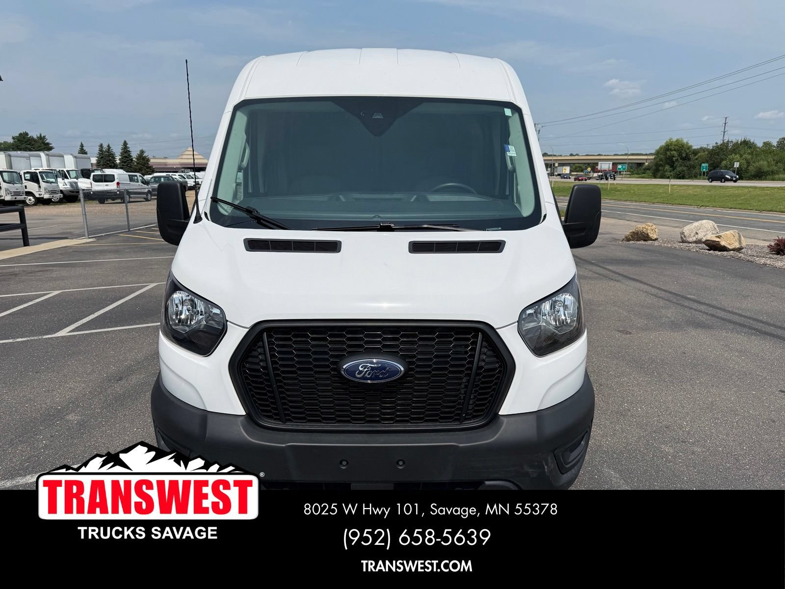 Used 2025 Ford Transit 250 148 Medium Roof Extended AWD image 17