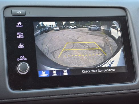 Used 2019 Honda HR-V Touring image 27