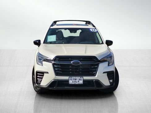 Used 2024 Subaru Ascent Onyx Edition AWD/4WD image 2