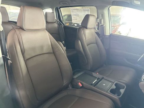 New 2026 Honda Odyssey Touring image 27