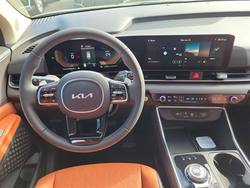 New 2026 Kia Carnival EX image 19