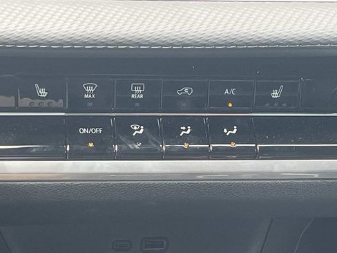 New 2026 Chevrolet Equinox LT FWD image 21