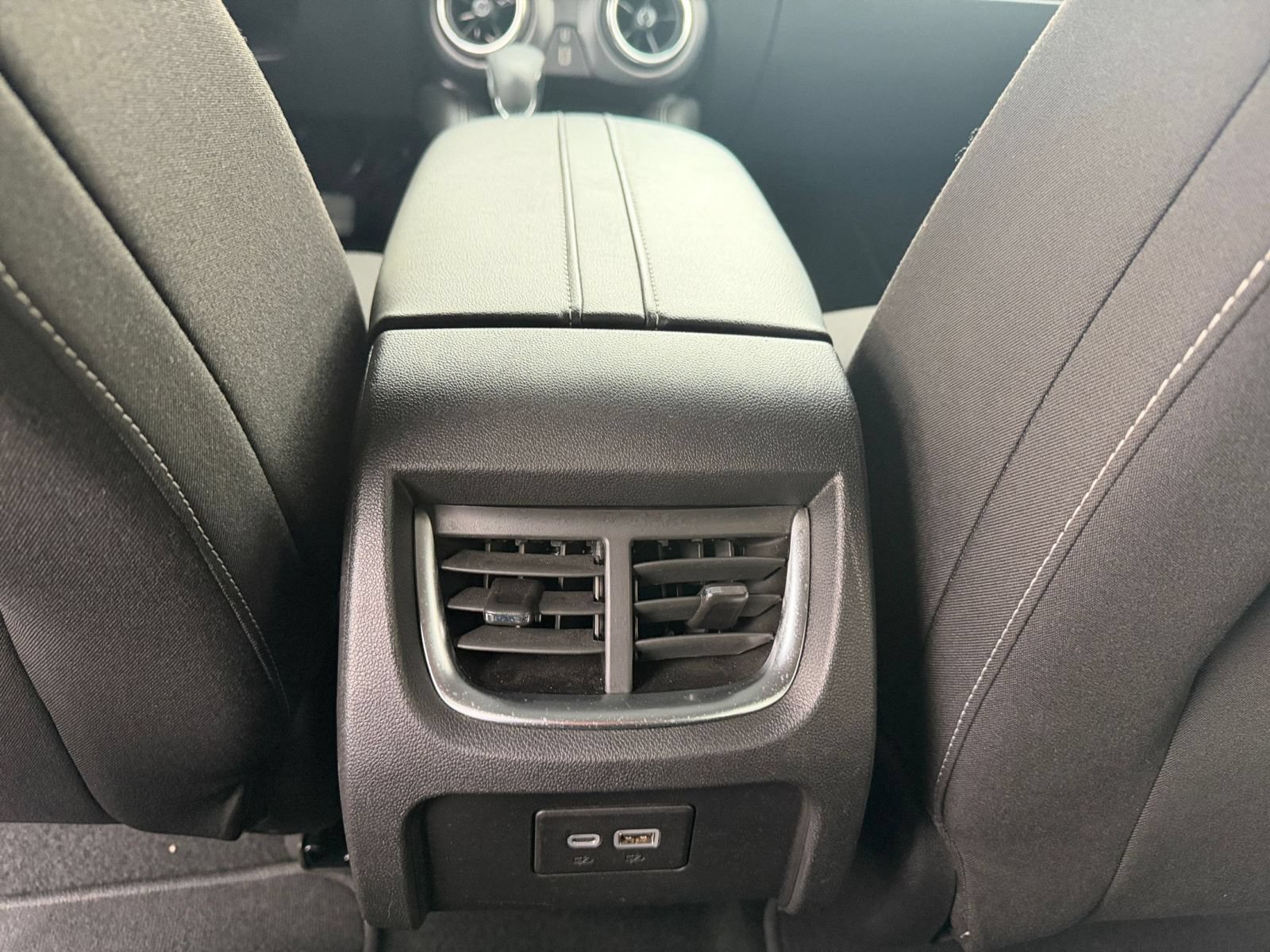 Used 2025 Chevrolet Blazer LT FWD image 24