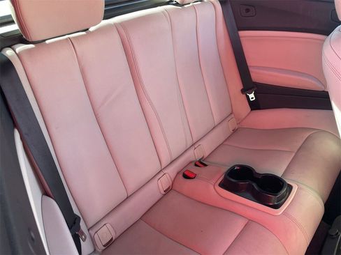 Used 2018 BMW 230i Convertible image 12