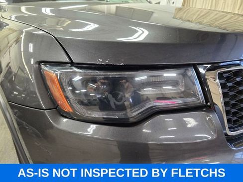 Used 2017 Jeep Grand Cherokee Limited w/ Luxury Group II image 4