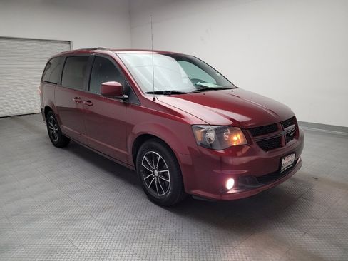 Used 2018 Dodge Grand Caravan GT image 13