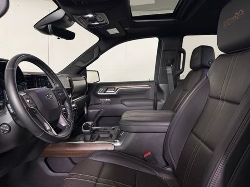 Used 2026 Chevrolet Silverado 1500 High Country w/ Midnight Edition AWD/4WD image 5