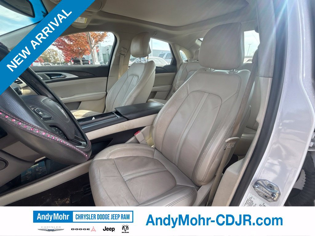 Used 2018 Lincoln MKZ Select w/ Select Plus Package FWD image 12