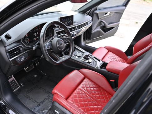 Used 2019 Audi S4 Premium Plus w/ Premium Plus Package AWD/4WD image 11