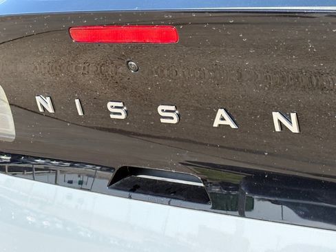 New 2026 Nissan Leaf Platinum+ w/ Cargo Package (Platinum+) image 10