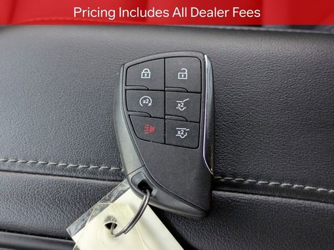 Used 2023 Chevrolet Tahoe Z71 w/ Luxury Package AWD/4WD image 32