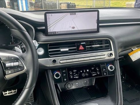 Certified 2025 Genesis G70 3.3T Advanced image 6