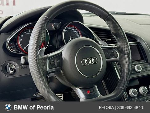 Used 2014 Audi R8 V10 image 19