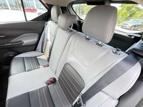 Used 2023 Nissan Kicks SR w/ SR Premium Package FWD image 14