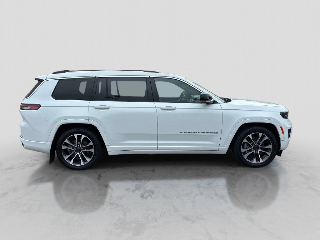 Used 2023 Jeep Grand Cherokee L Overland w/ Luxury Tech Group IV AWD/4WD image 8