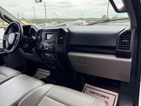 Used 2017 Ford F150 XL w/ Equipment Group 101A Mid image 9