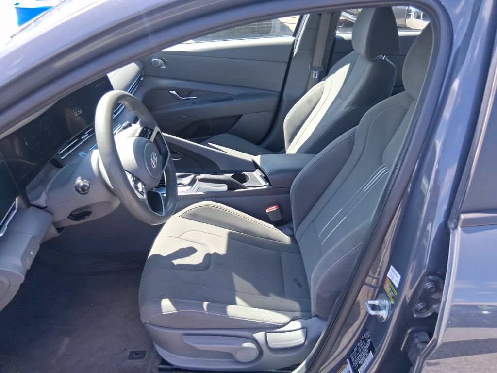 Used 2024 Hyundai Elantra SEL FWD image 11