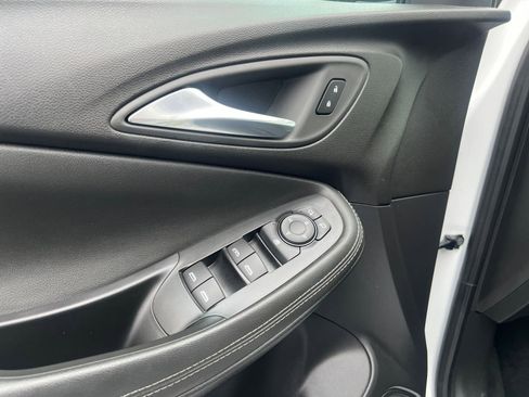 Used 2025 Buick Encore GX Preferred image 20