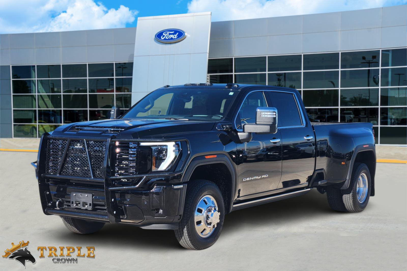 Used 2026 GMC Sierra 3500 Denali Ultimate AWD/4WD image 2