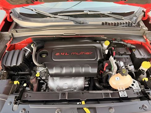 Used 2016 Jeep Renegade Sport w/ Power & Air Group image 23