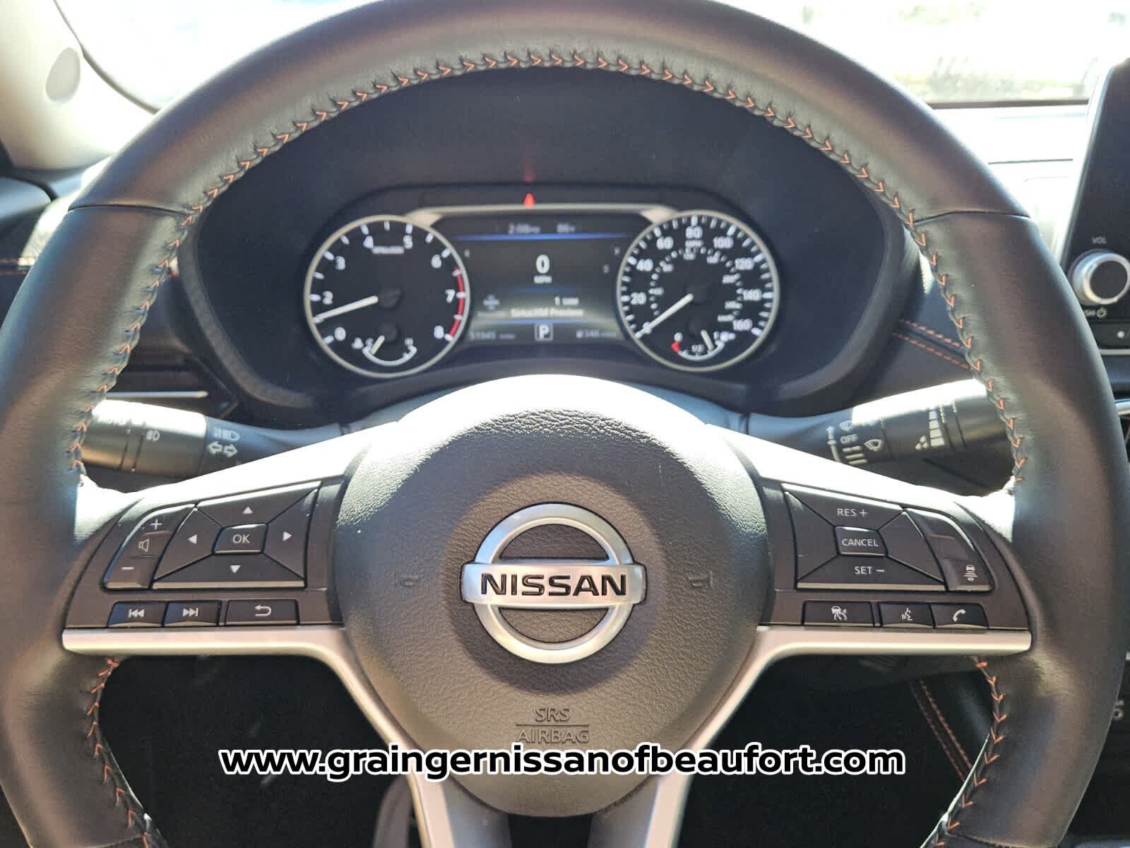 Used 2022 Nissan Sentra SR w/ Electronics Package FWD image 13