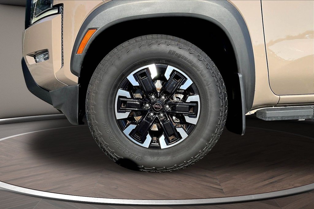 Used 2022 Nissan Frontier Pro-X RWD image 38