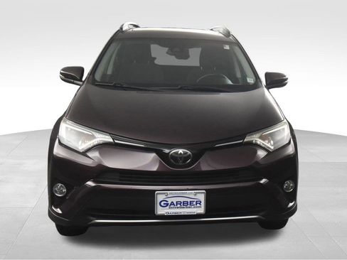 Used 2018 Toyota RAV4 XLE image 2