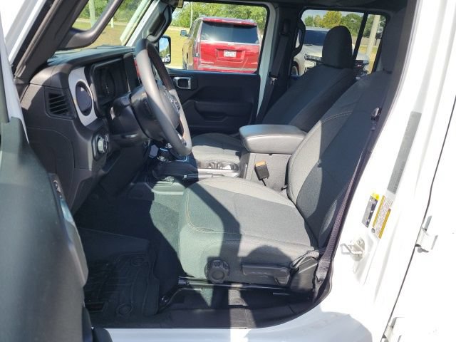 Used 2024 Jeep Wrangler Unlimited Sport AWD/4WD image 22