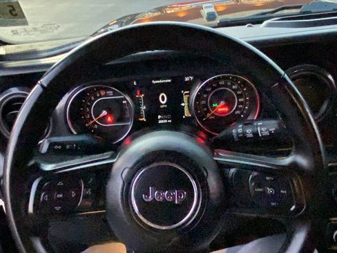 Certified 2022 Jeep Wrangler Unlimited Sport image 9