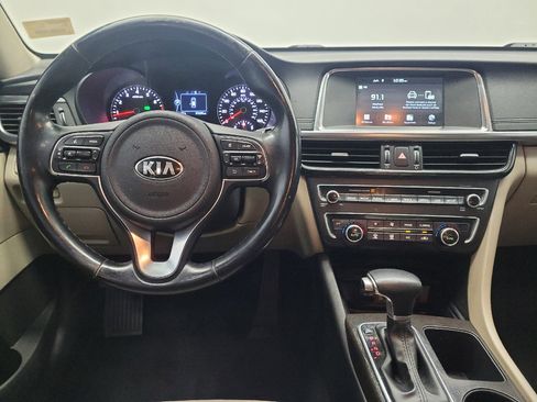 Used 2017 Kia Optima EX image 22