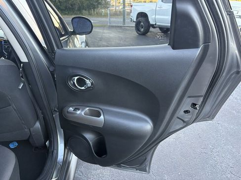 Used 2012 Nissan Juke SV w/ Interior Illumination Pkg image 16