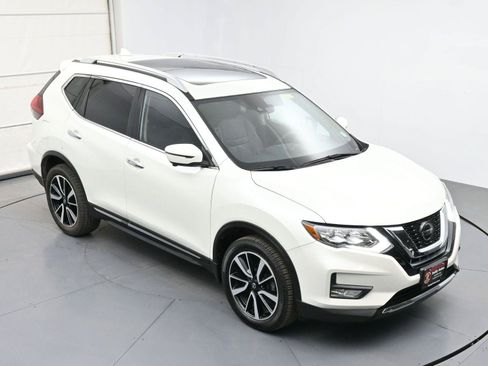 Used 2019 Nissan Rogue SL w/ Premium Package AWD/4WD image 34