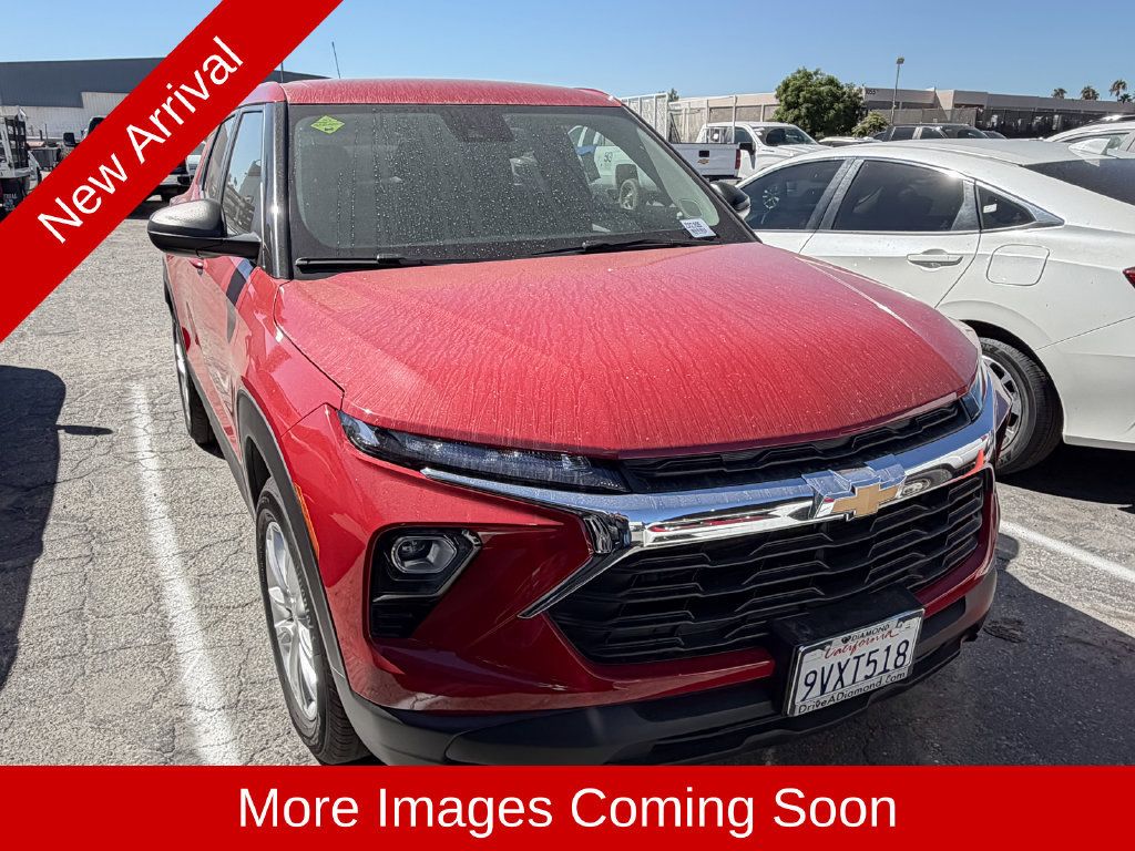 Used 2026 Chevrolet TrailBlazer LS FWD image 1
