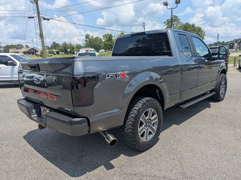 Used 2018 Ford F150 XL w/ Equipment Group 101A Mid AWD/4WD image 4
