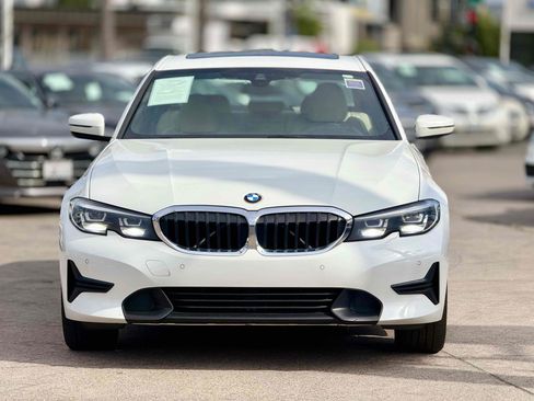 Used 2020 BMW 330i xDrive Sedan w/ Driving Assistance Package AWD/4WD image 4