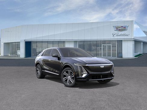 New 2026 Cadillac Lyriq Luxury image 1